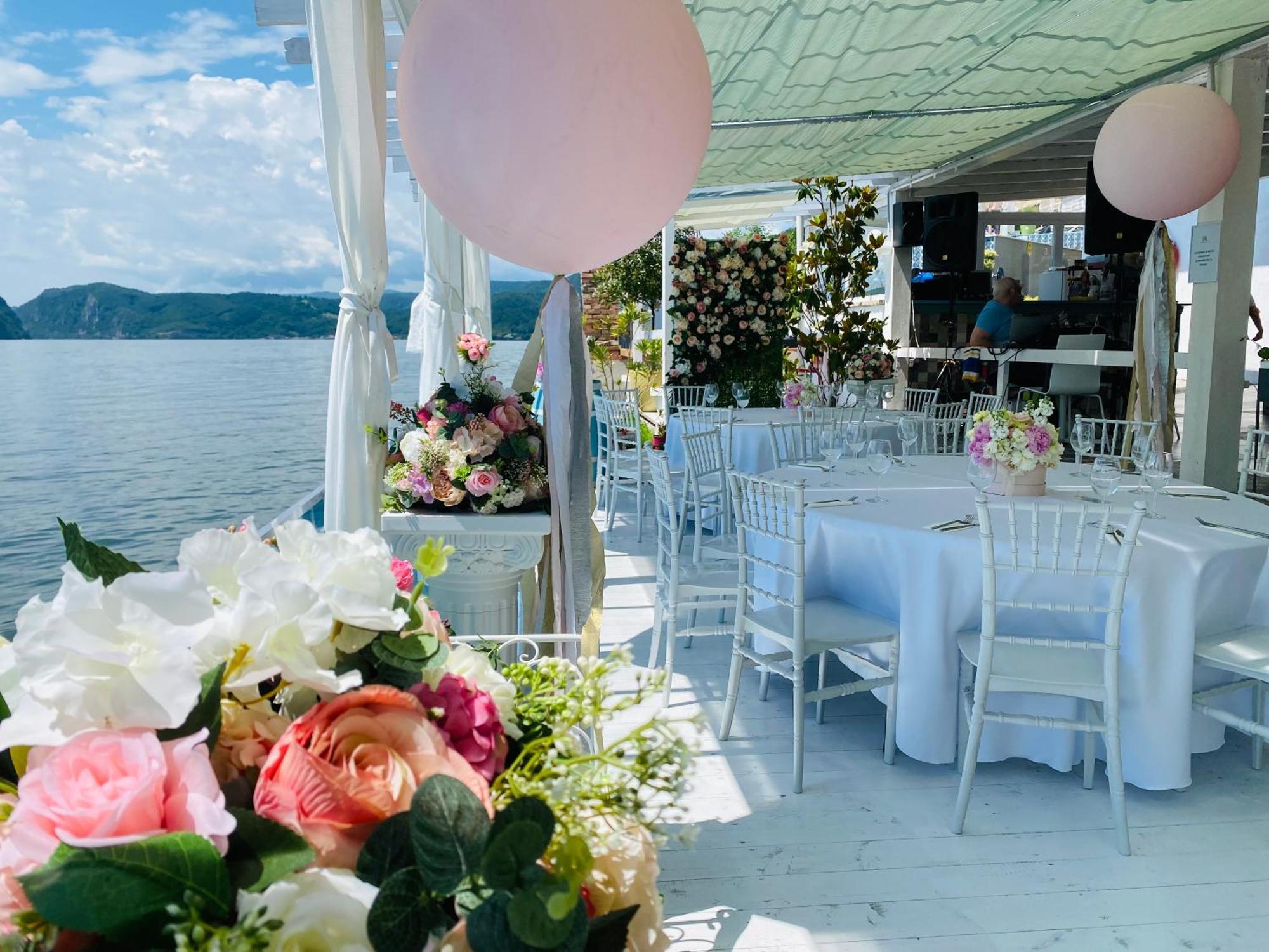 Riviera 990 - Resort & Restaurant Ieşelniţa Buitenkant foto