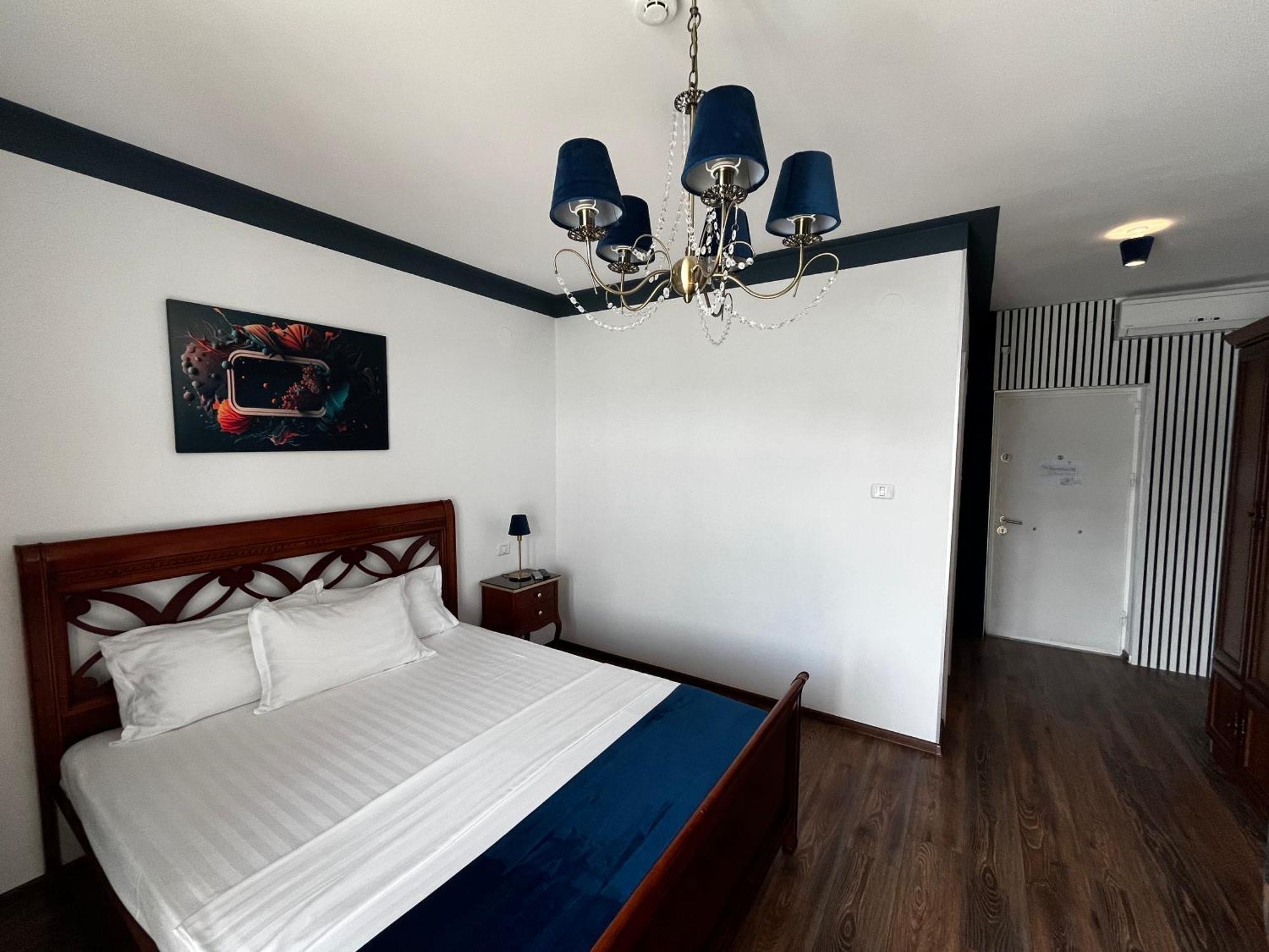 Riviera 990 - Resort & Restaurant Ieşelniţa Buitenkant foto