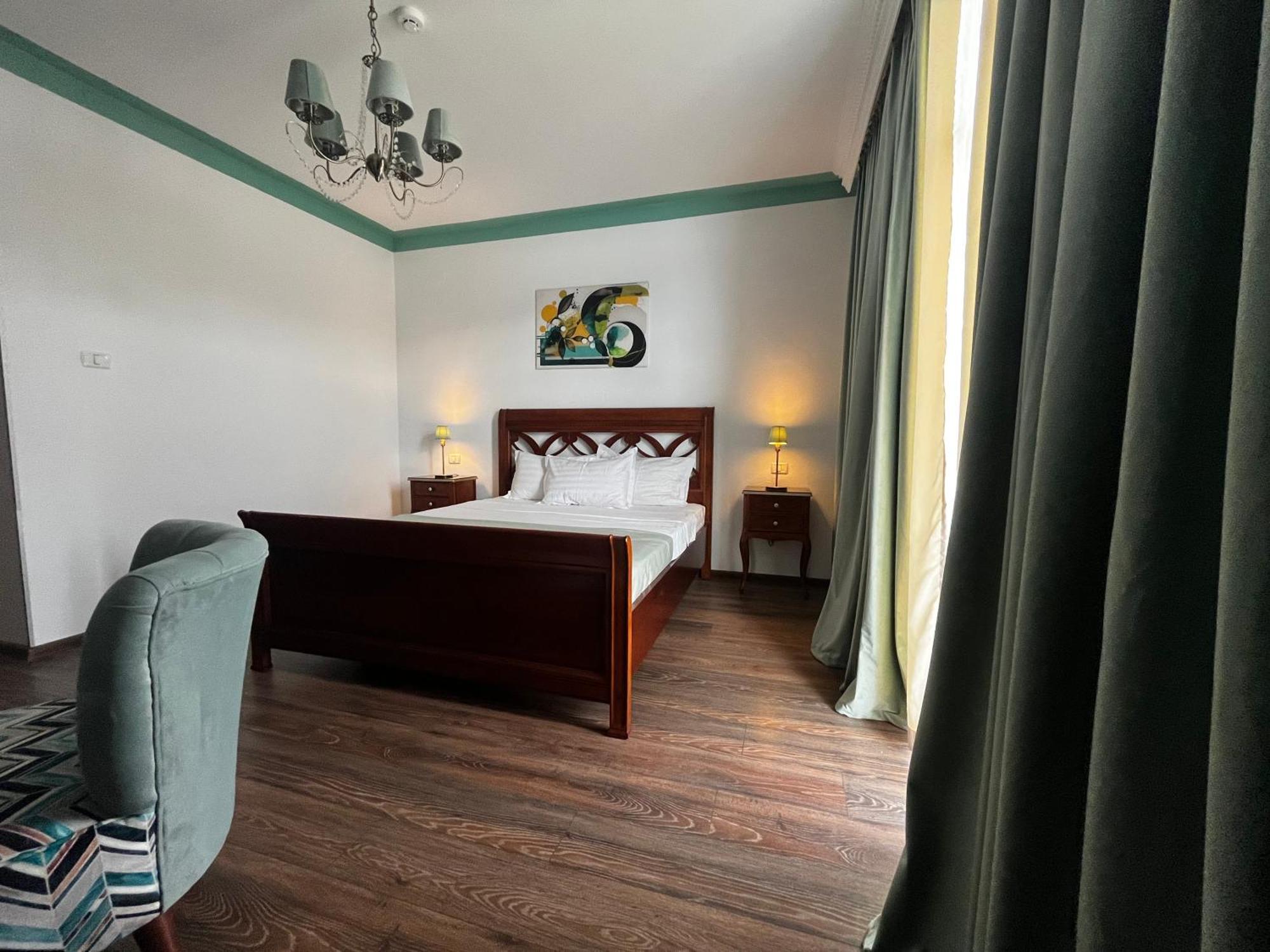Riviera 990 - Resort & Restaurant Ieşelniţa Buitenkant foto