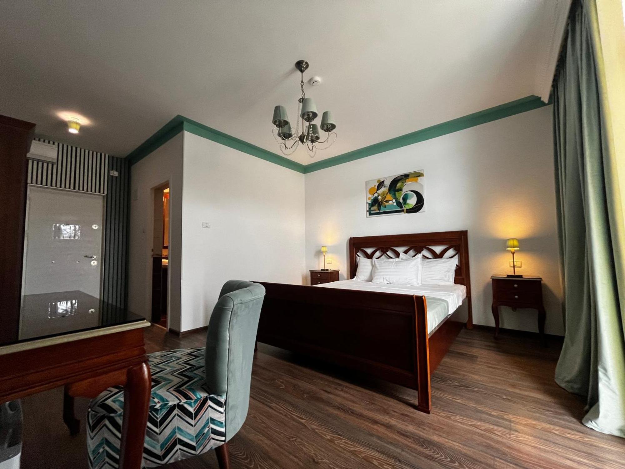 Riviera 990 - Resort & Restaurant Ieşelniţa Buitenkant foto