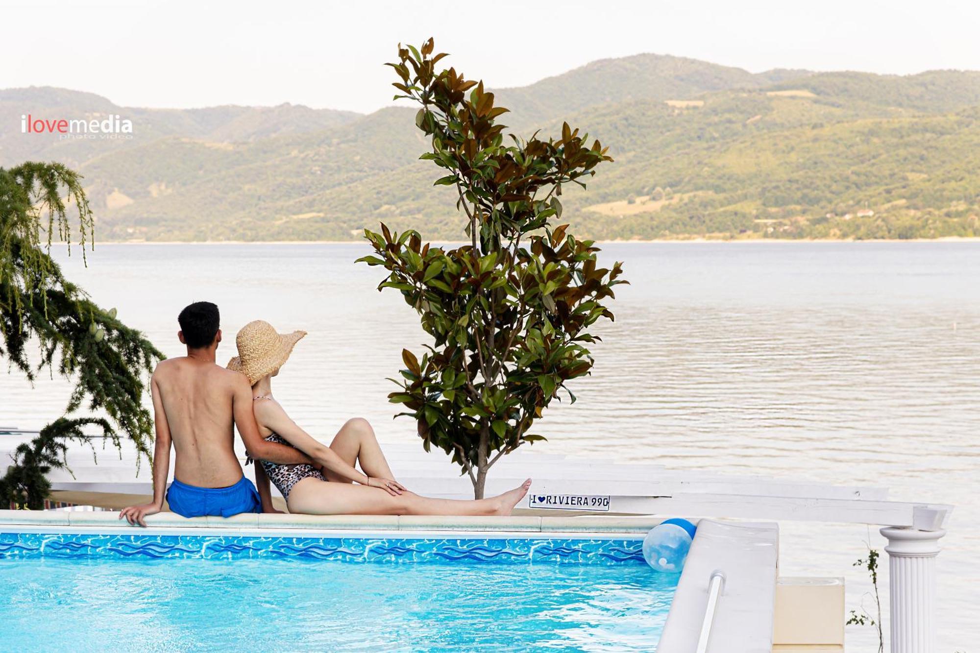Riviera 990 - Resort & Restaurant Ieşelniţa Buitenkant foto